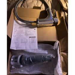 Symmons  Bathroom  Faucet Brand New In The Box I Have 4 Asking $75 Each