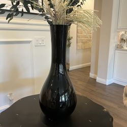 Beautiful Vase & Flowers 