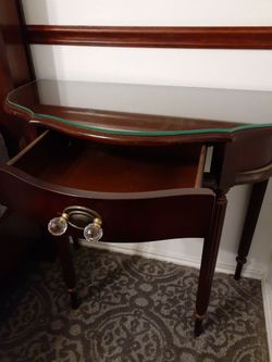 Make up table