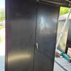 Metal Storage Cabinet With 2keys Adjustable Shelves 