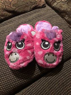 Girls animal slippers