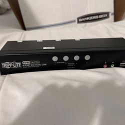 4-Port Dual Monitor DVI KVM Switch with Audio and USB 2.0 Hub