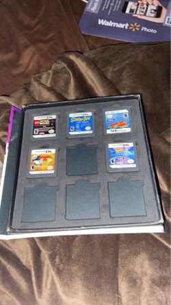 Nintendo DSi game case with 5 games