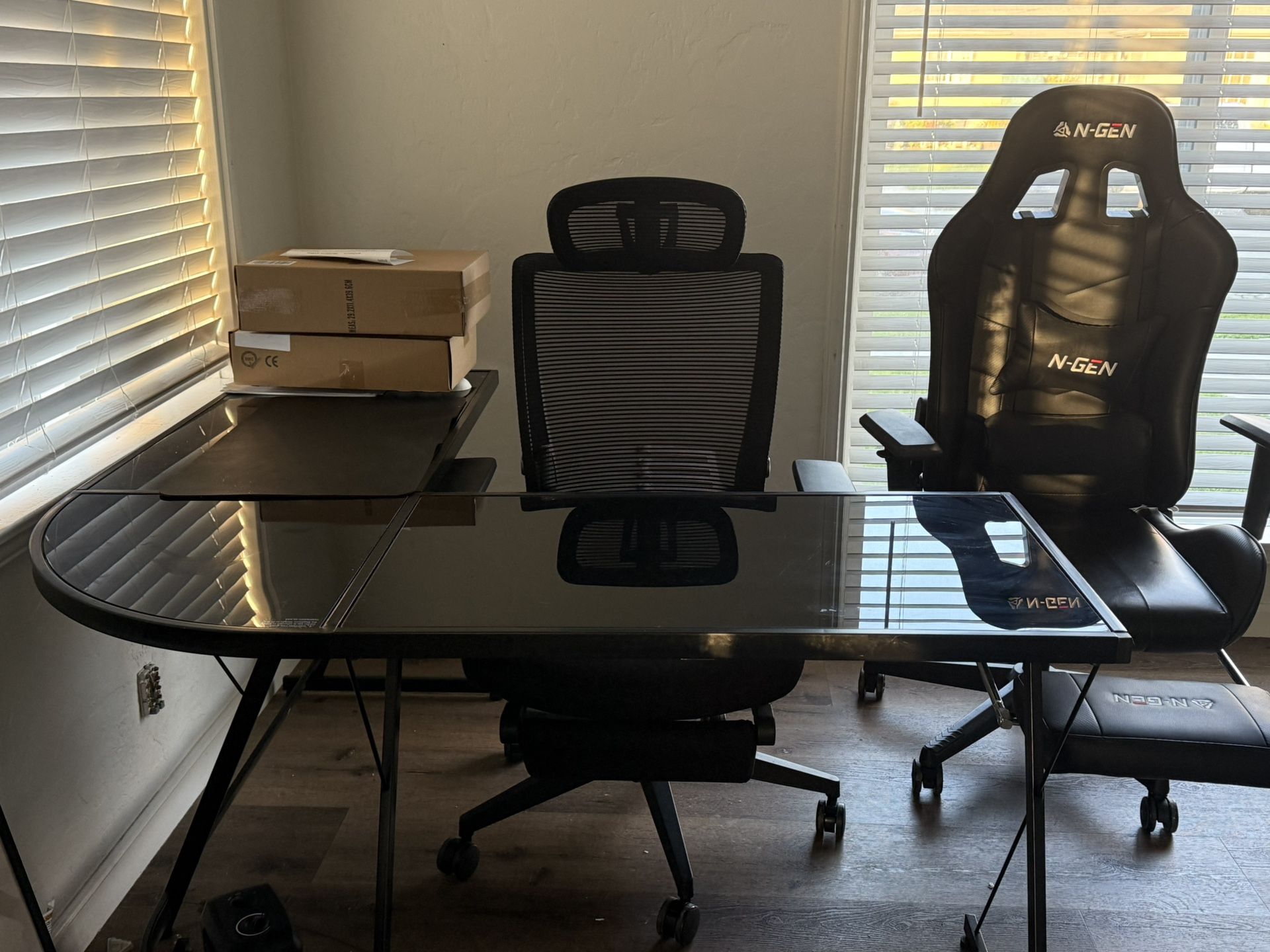 L shape Desk