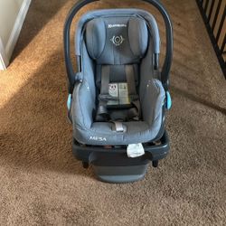 UppaBaby Car Seat 