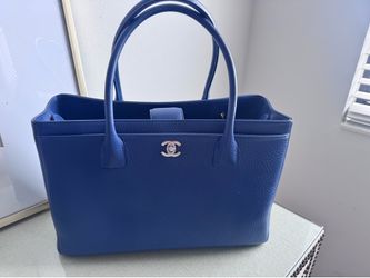 Authentic Chanel Executive tote