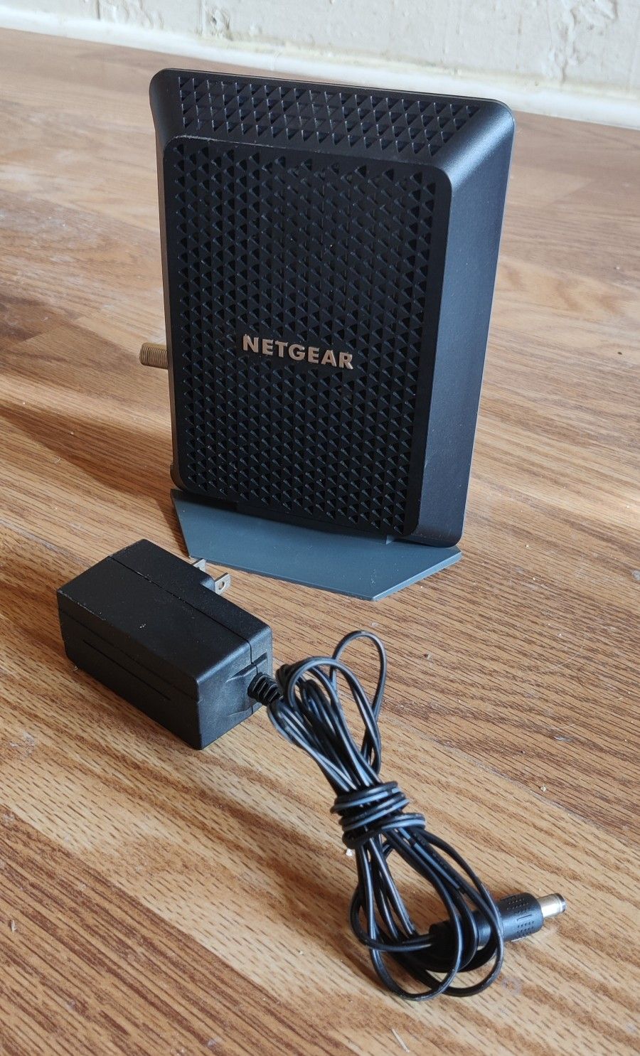 NETGEAR CM700-1AZNAS DOCSIS 3.0 Cable Modem 32x8 for Xfinity by Comcast 1.4gbps