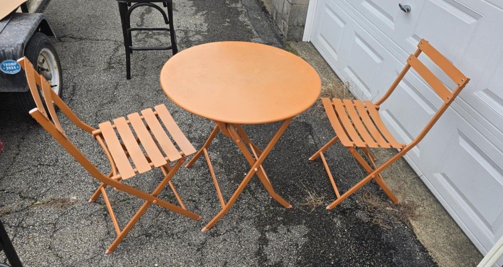 Foldable Patio Table