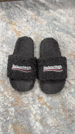 Balenciaga slides