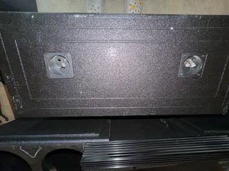 12” subs ,  , 2 -12” sub box , 3,500 watts amp