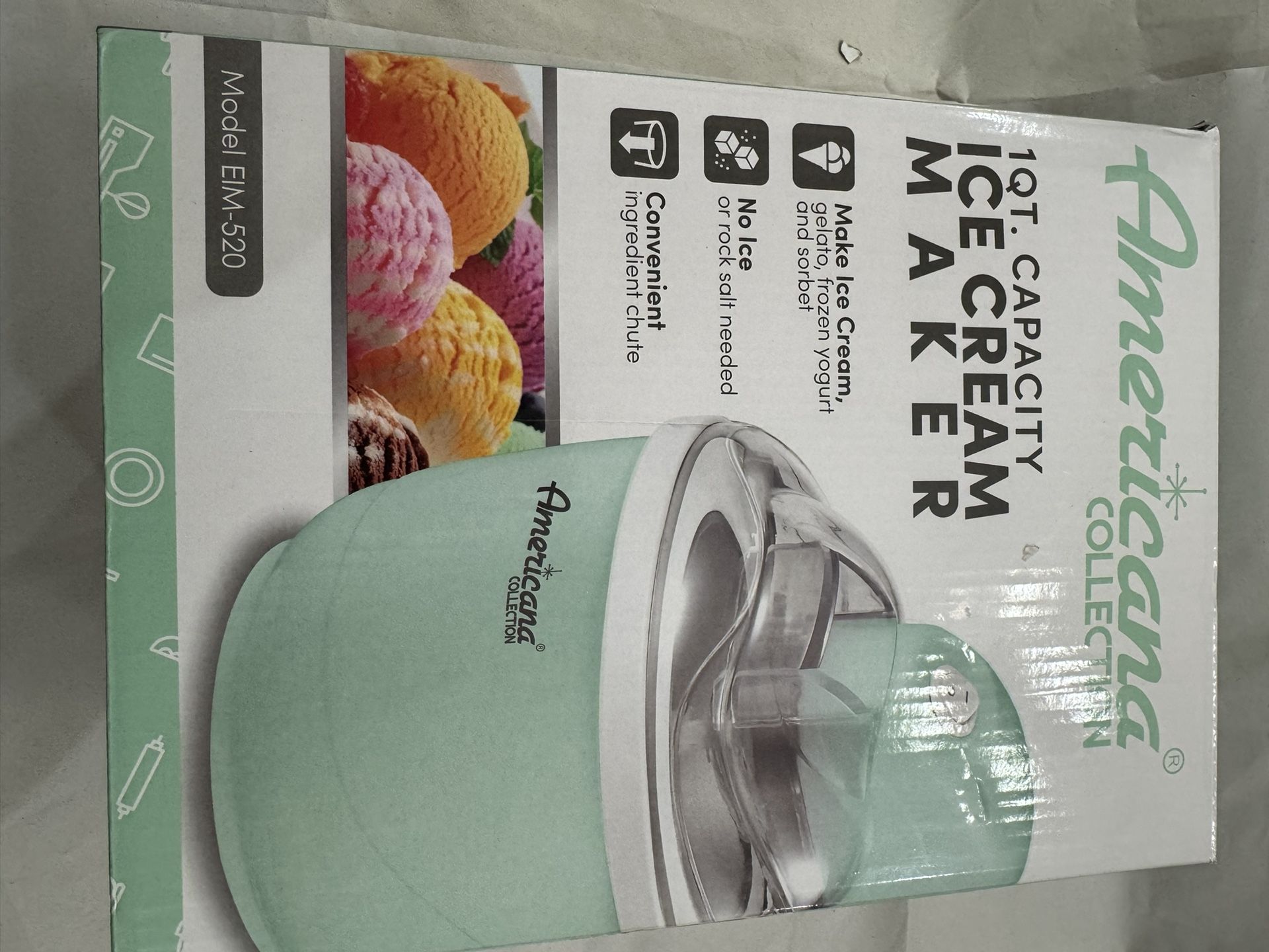 Americana Collection 1.5-Quart Ice Cream Maker – Mint Green