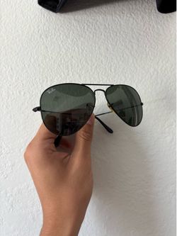 Ray-Ban Aviator Sunglasses Black