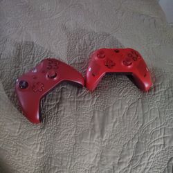 2 Xbox One   Only One Battery . $100 For Both  Cash 