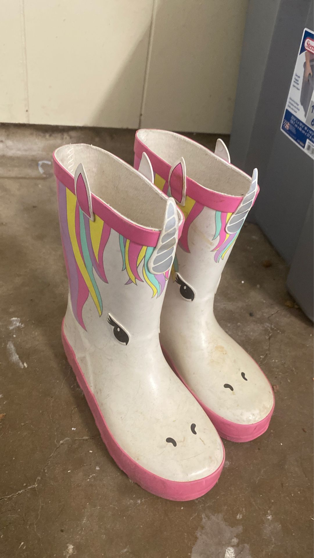 Girls rain boots