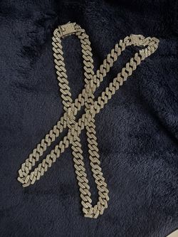 Diamond White Gold Cuban Linked Chain