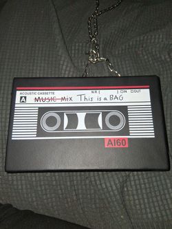 Retro purse