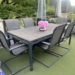 6 Outdoor Chairs NOT including the table