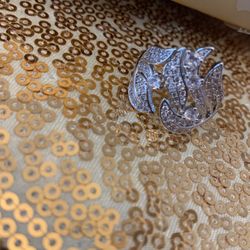 Beautiful Ring So Gorgeous!