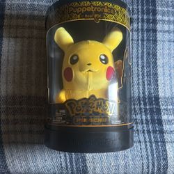 POKÉMON PIKACHU PUPPETRONICS BY REAL FX