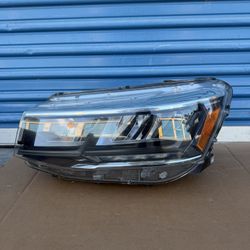 2022,2023,2024 Volkswagen Taos Headlight LED/Foco Delantero LED Lh Driver Oem,Original  Ask