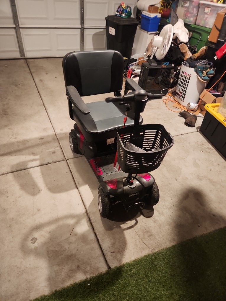 Phoenix HD4 Electric Scotter