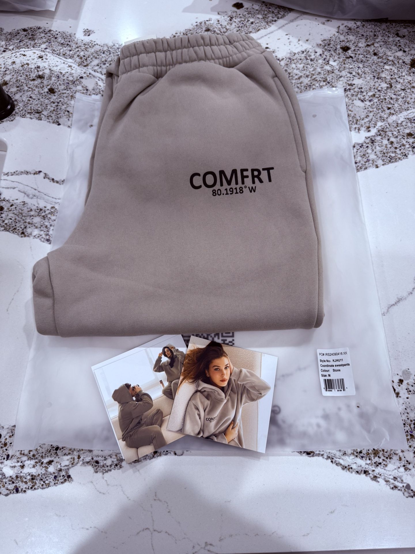 NEW - Comfrt Sweatpants - Size M - Color Stone