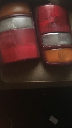 Taillights 03 suburban