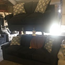Sofa & Loveseat 