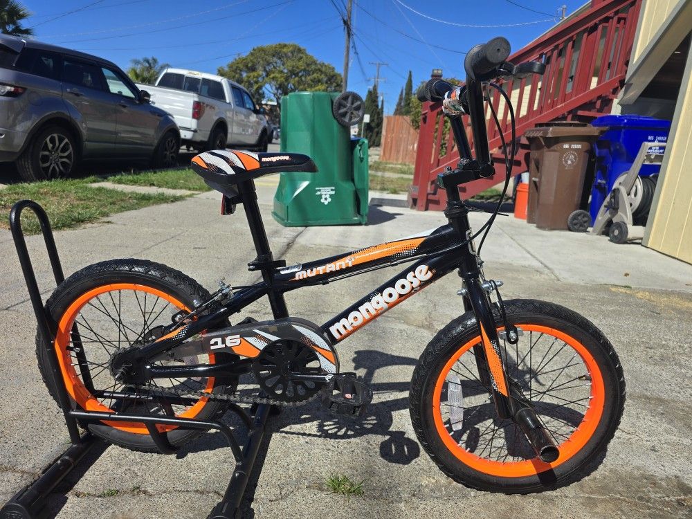 Kids Bike 16"Tires
Like New Ready to Ride