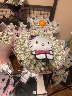 Hello kitty grad bouquet