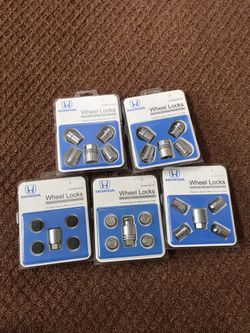 Honda/Acura wheel lock set brand new