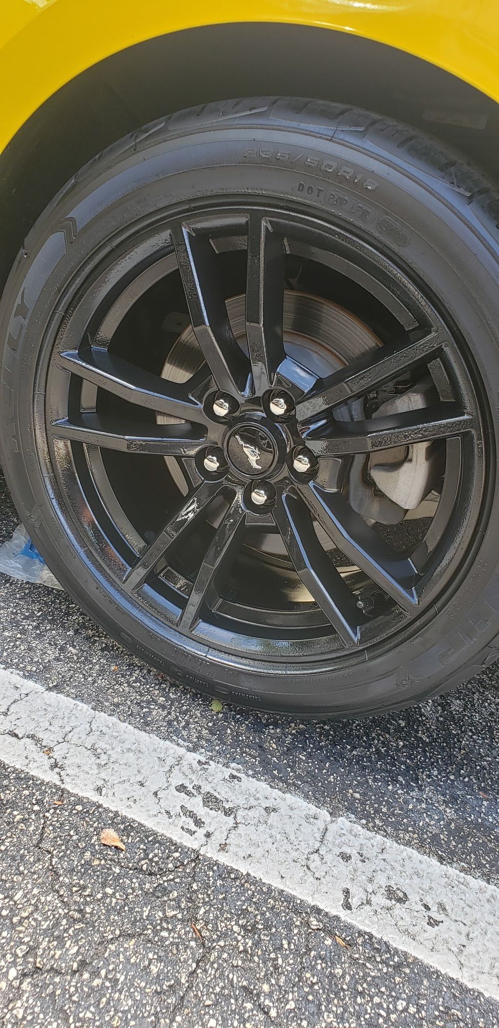 4 rims new Ford mustad