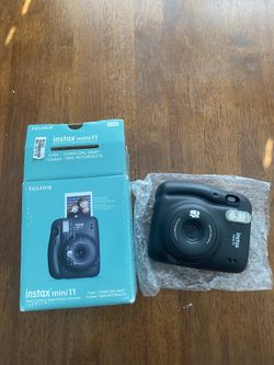 Instax Mini 11 Camera