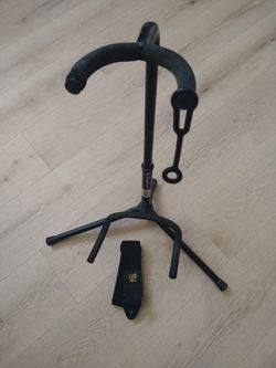 On Stage Pro Guitar Stand , Ernie Ball Strap