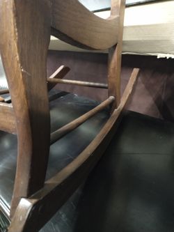 Antique ladies online sewing rocker