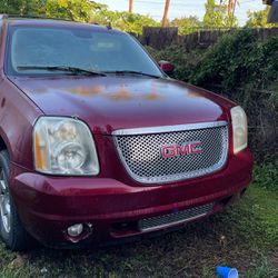 2007 GMC Yukon Denali 