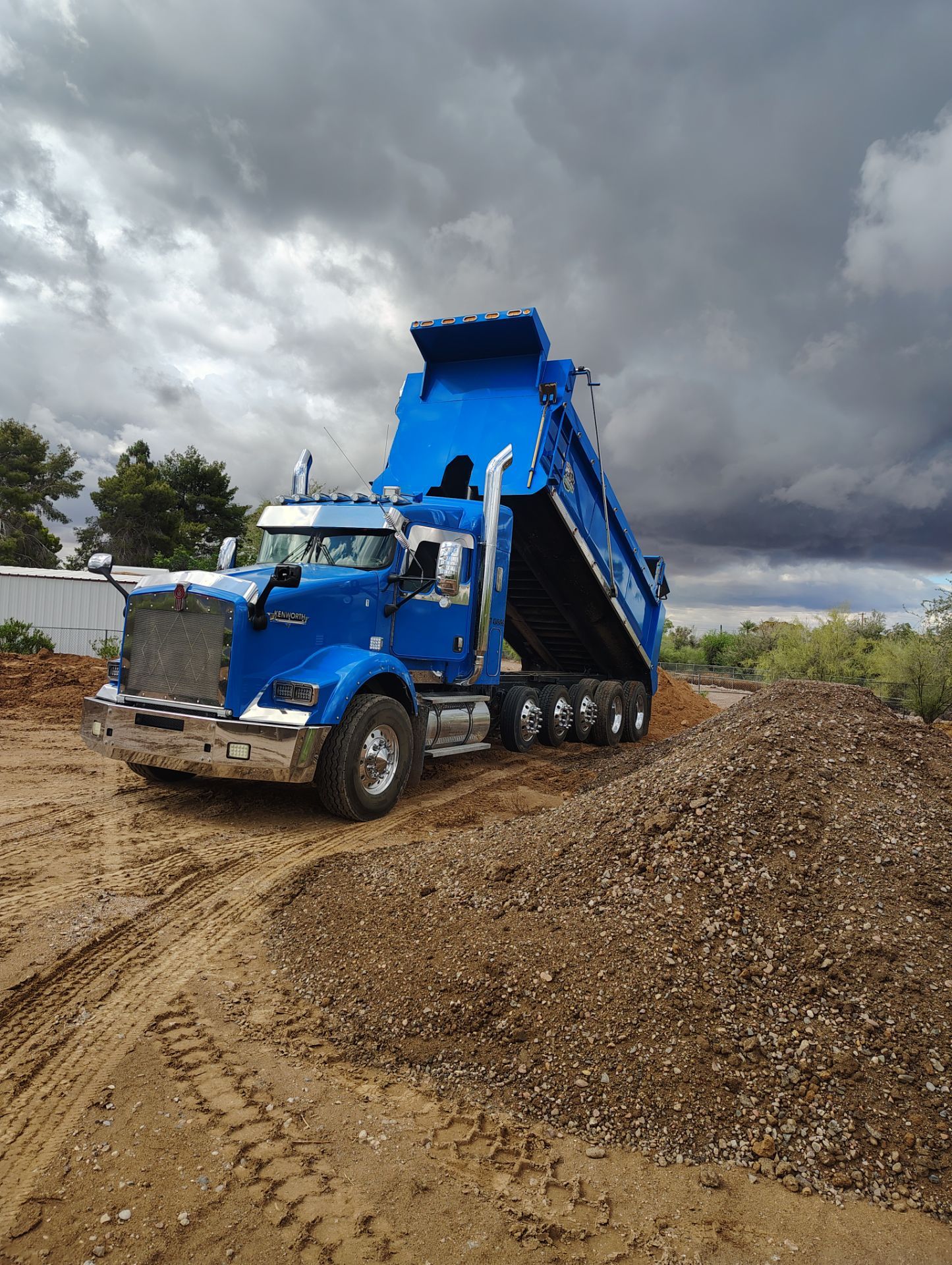 Fill dirt clean 20 tons for load