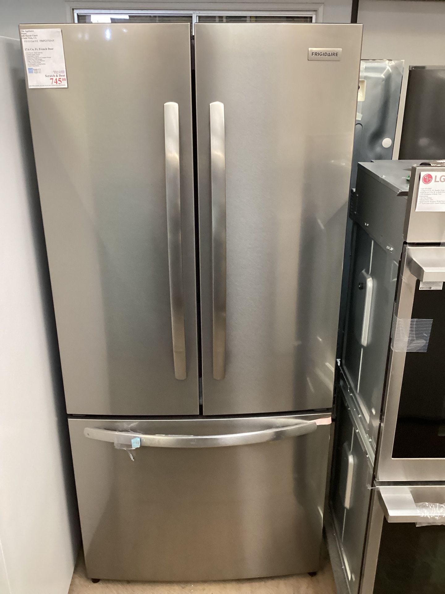New FRIGIDAIRE 17.6 Cu. Ft. French Door Refrigerator