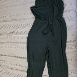 Clothes, dresses. Skirts, 2 piece outfits, jeans, tops, shorts. All barely used.