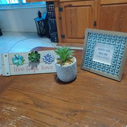 New 3pc Live Laugh Love wall Plaque, Photo frame, and Succulent in pot. Take all 3 for $10