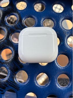 AirPods 4