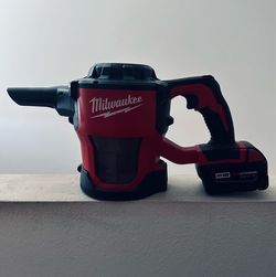 Milwaukee Tool; Compact Vacuum