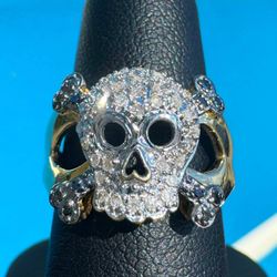 10k solid yellow gold 0.65CTW Natural Black & White Diamond fashion Scull ring sz7