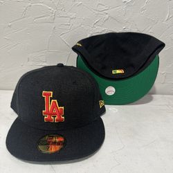 MLB New Era Los Angeles Dodgers Black Felt Material 59fifty Fitted Hats Size 7, 7 1/8, 7 1/4, 7 3/8, 7 1/2 And 7 5/8