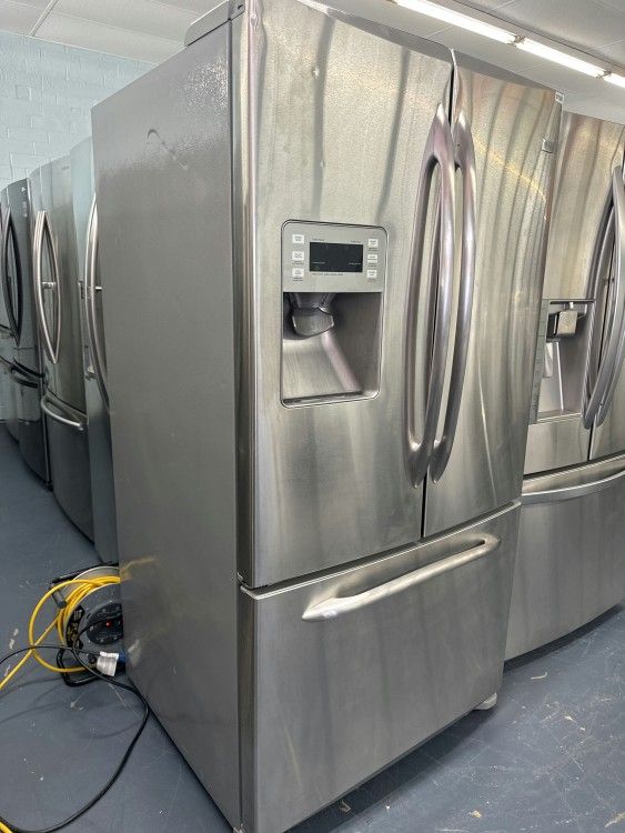 Installation Available Refrigerator Fridge GE Freezer on bottom