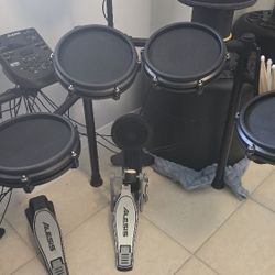 Electronic Drum Set - Alesis Turbo Mesh Kit