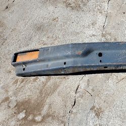 Mustang 85  Front bumper support
