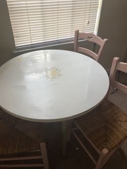 Pottery barn table and chairs