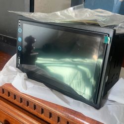 Touchscreen Stereo For Sale Moving