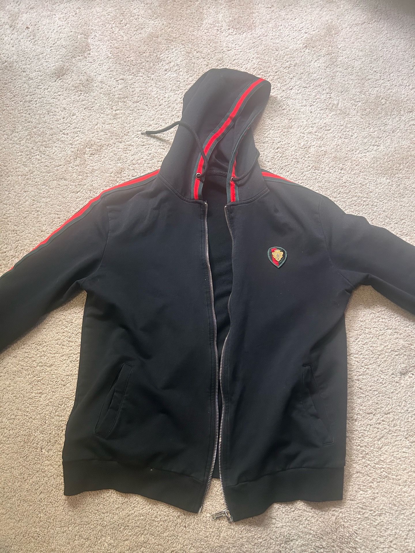 *Real and Authentic* Gucci Zip Up Jacket Size M